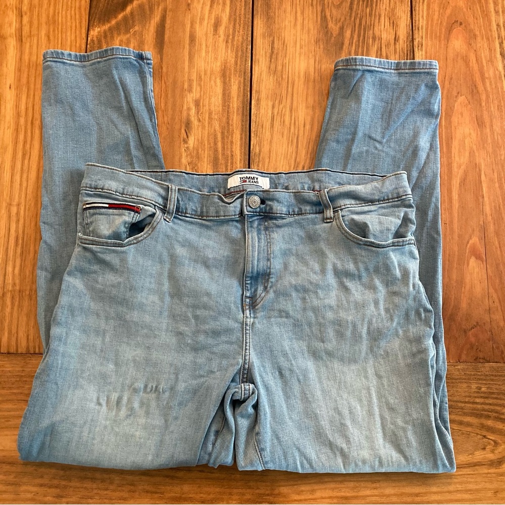 Vintage Tommy Jeans Mens 40x32 Light Wash Slim Fit Denim Jeans EUC
